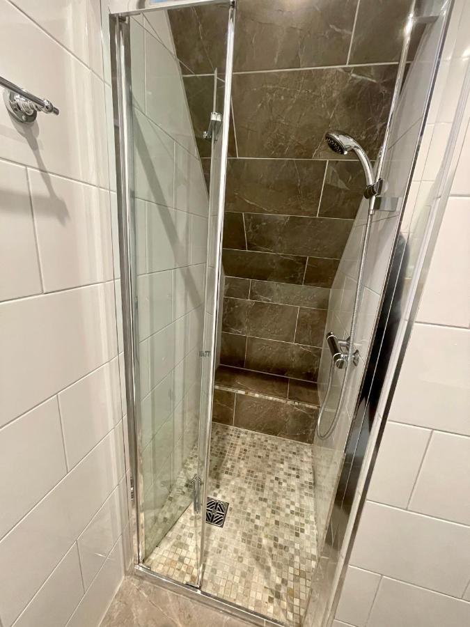 Brunswick Square Apartments & Spa ブライトン エクステリア 写真